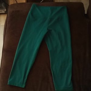 Balance Collection Women's cropped leggings size Xl